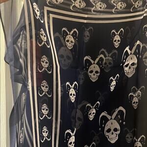 Raj 100% NWT silk navy blue scarf